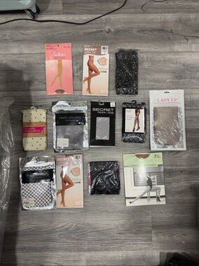 Silkies Mixed Women's Hosiery Assortment in Black, Nude, Tan